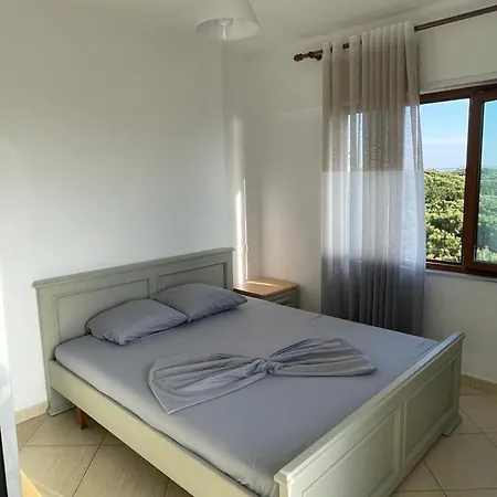 Mali I Robit Seaview Apartment Golem  Extérieur photo