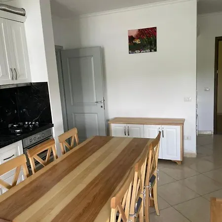 Mali I Robit Seaview Apartment Golem  Extérieur photo