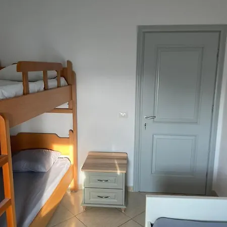 Mali I Robit Seaview Apartment Golem  Extérieur photo