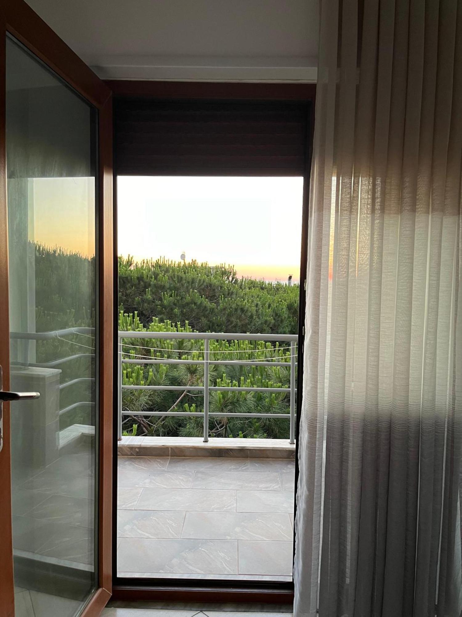 Mali I Robit Seaview Golem (Tirana)