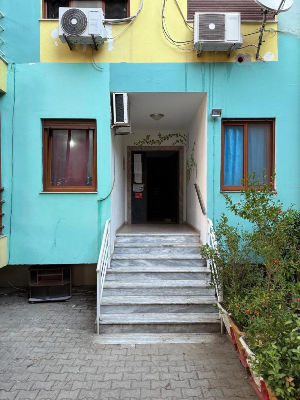 Apartment Mali I Robit Seaview Golem (Tirana)