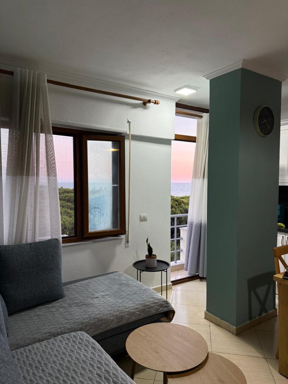 Apartment Mali I Robit Seaview Golem (Tirana)